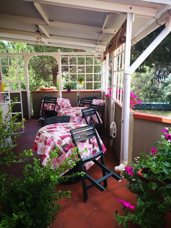 Casa Margherita Affittacamere B&B Follonica Eksteriør billede